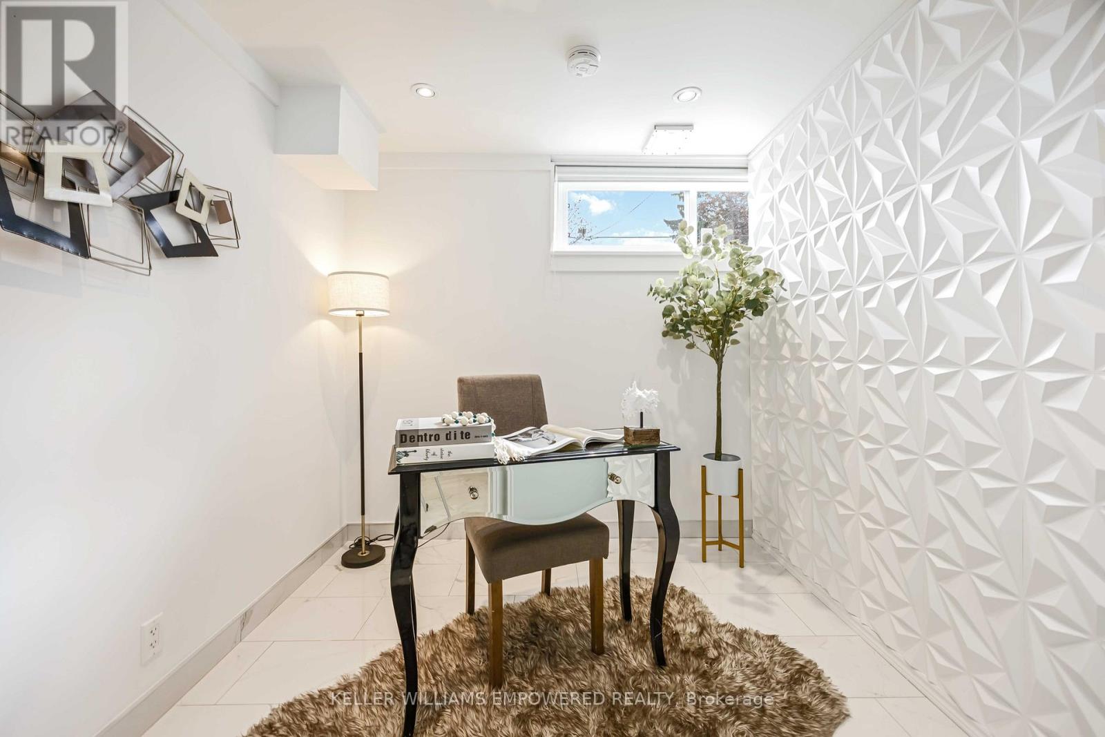 112 Kingslake Road, Toronto, Ontario  M2J 3E8 - Photo 27 - C12713144