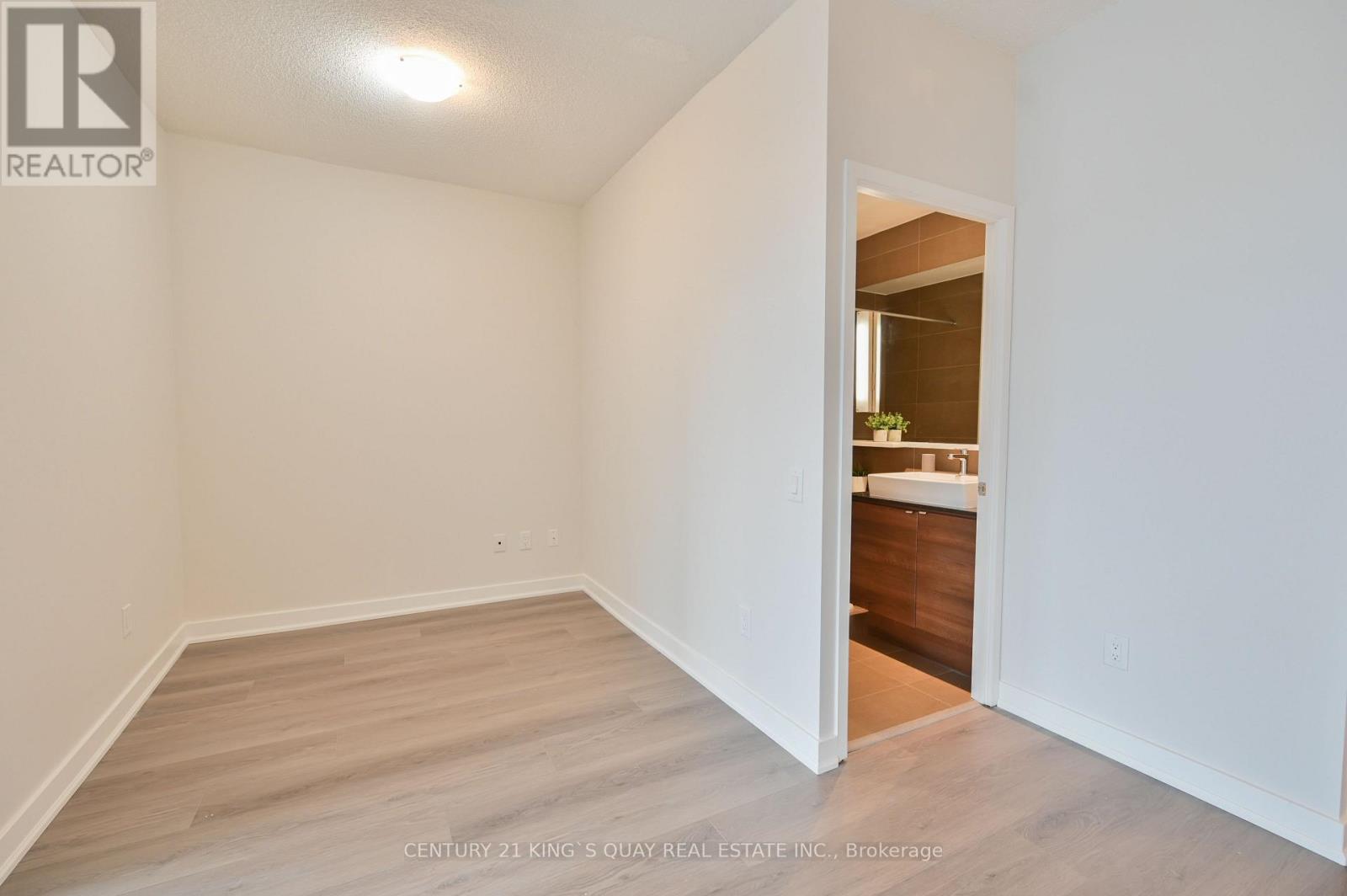 2305 - 121 Mcmahon Drive, Toronto, Ontario  M2K 5V7 - Photo 7 - C12713158