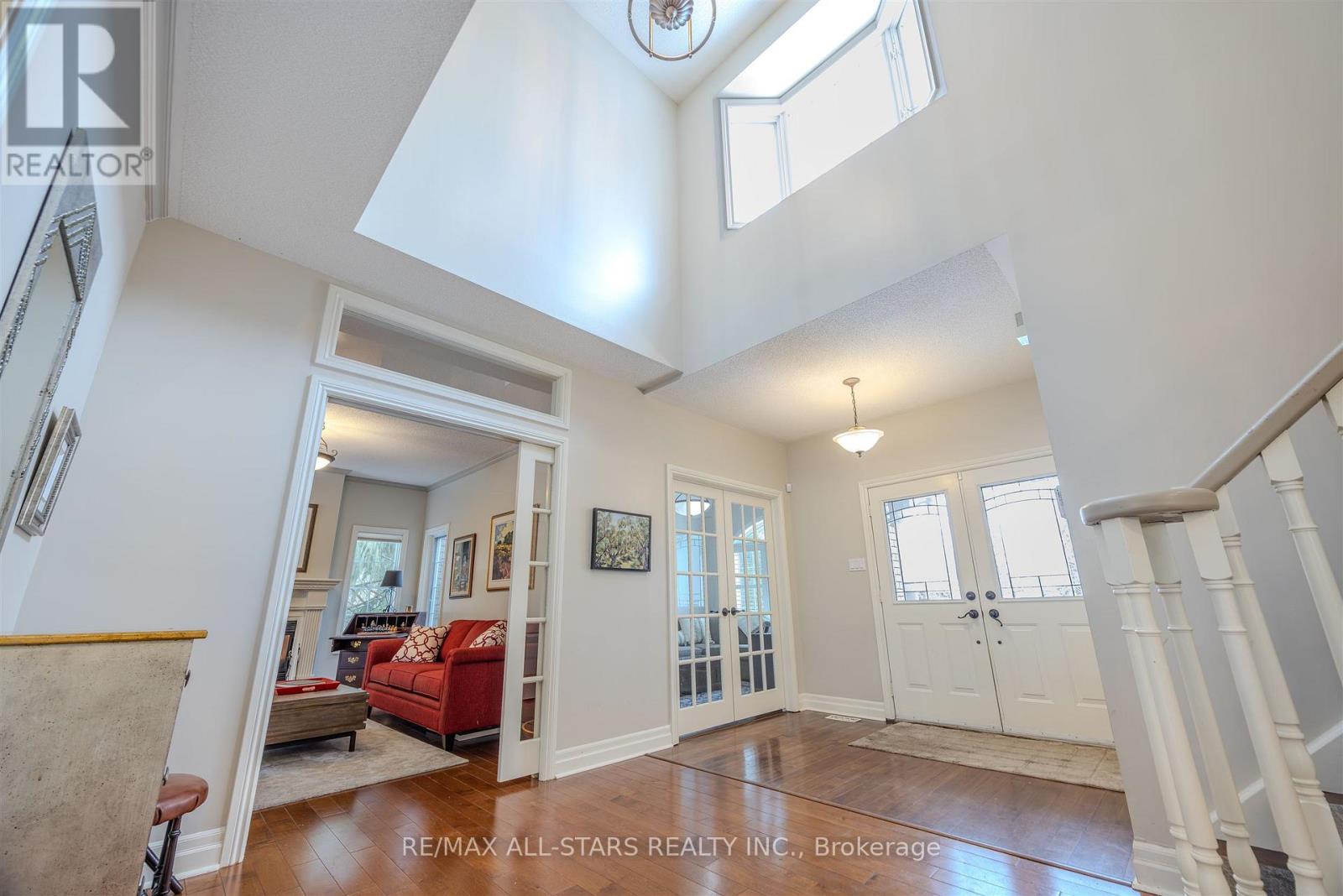 15 Glenn Gould Crescent, Uxbridge, Ontario  L9P 1W4 - Photo 3 - N12712134