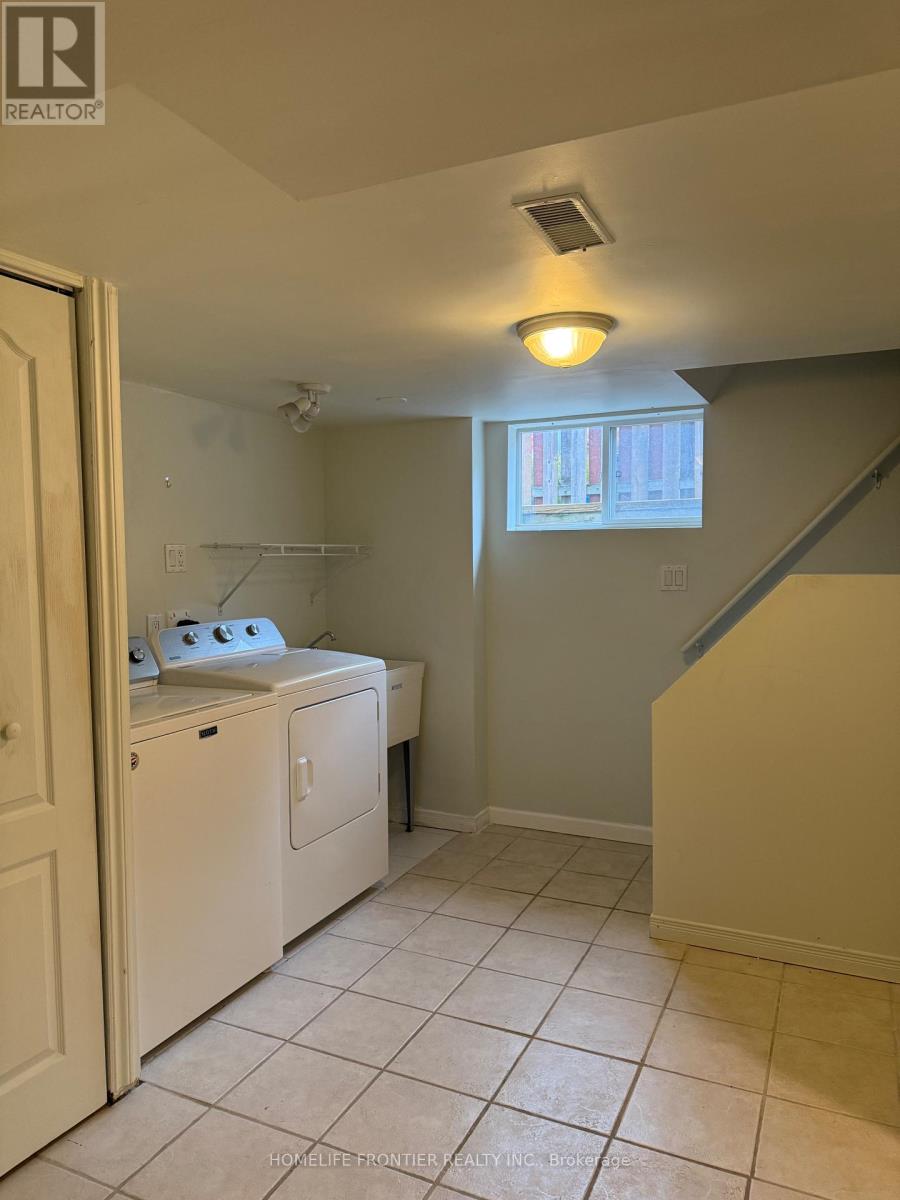 11 Thorncroft Crescent, Ajax, Ontario  L1S 2S1 - Photo 2 - E12712908