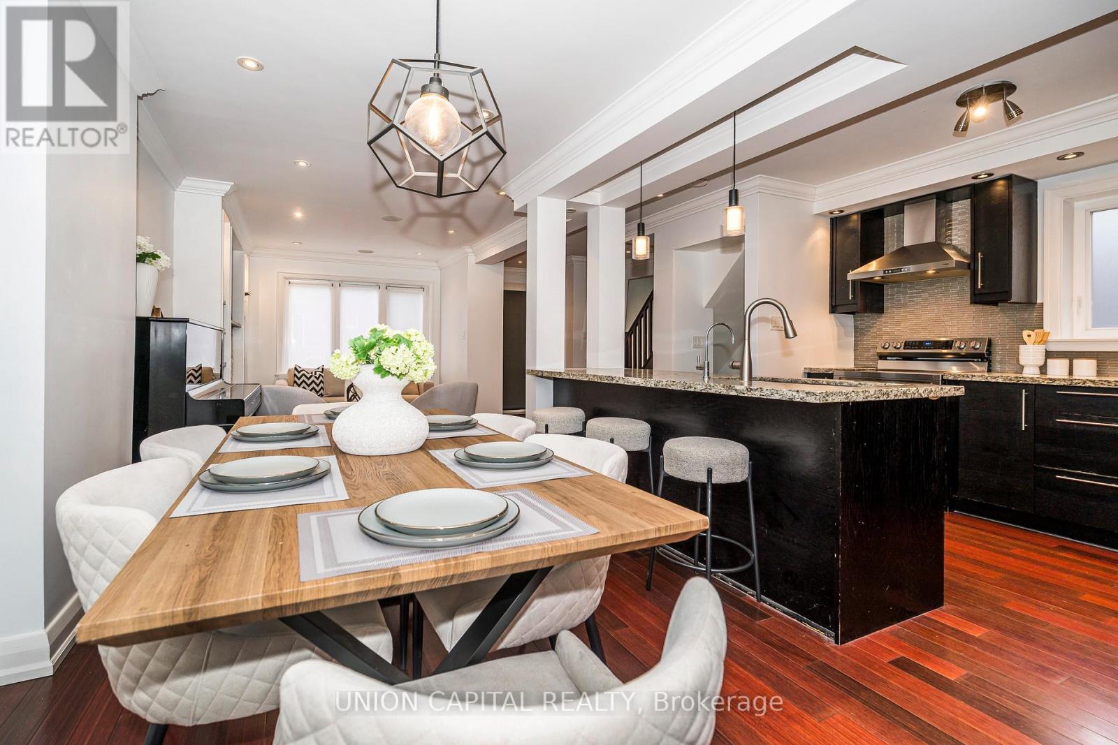 54 Glenside Avenue, Toronto, Ontario  M4L 2T5 - Photo 16 - E12712914