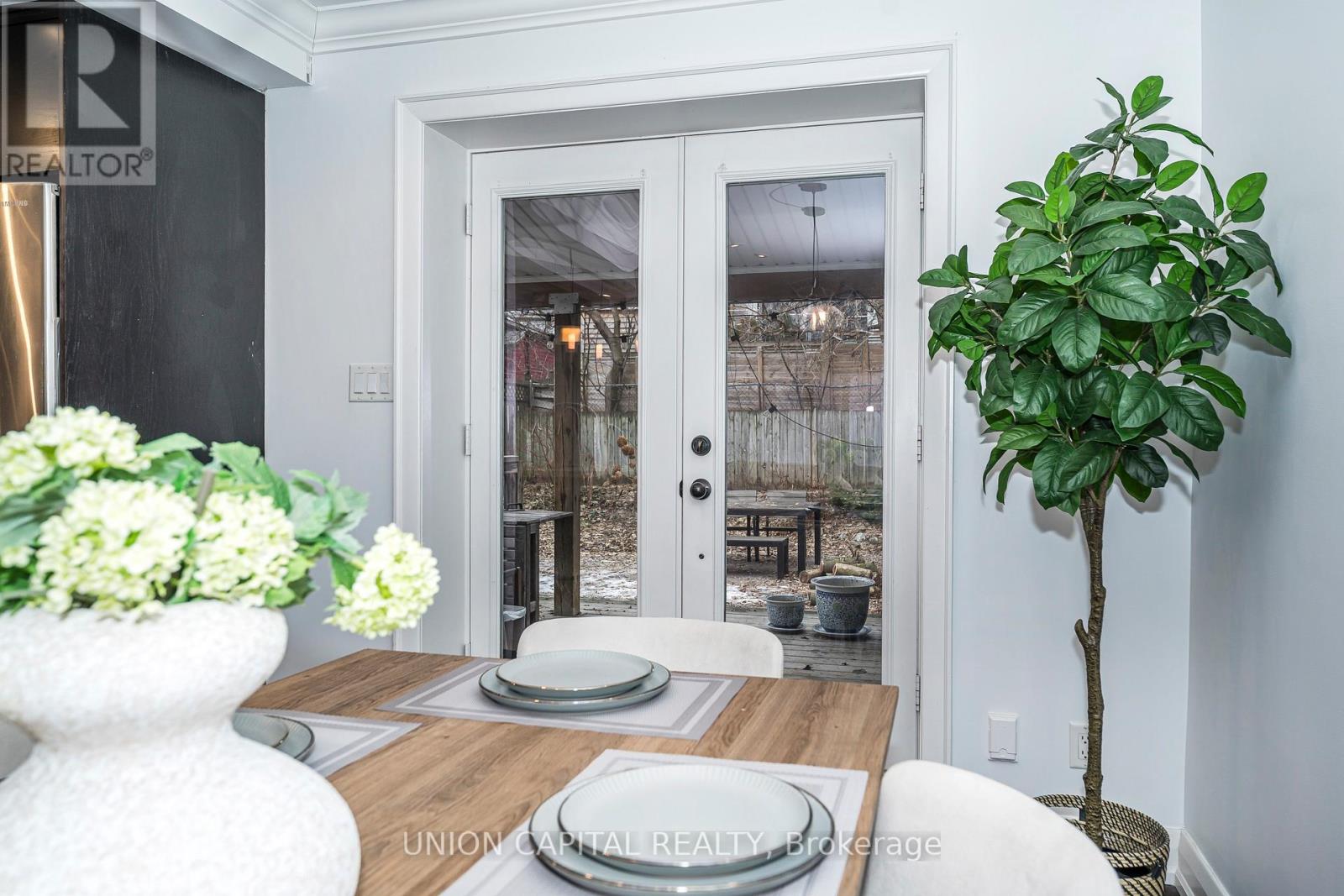 54 Glenside Avenue, Toronto, Ontario  M4L 2T5 - Photo 24 - E12712914