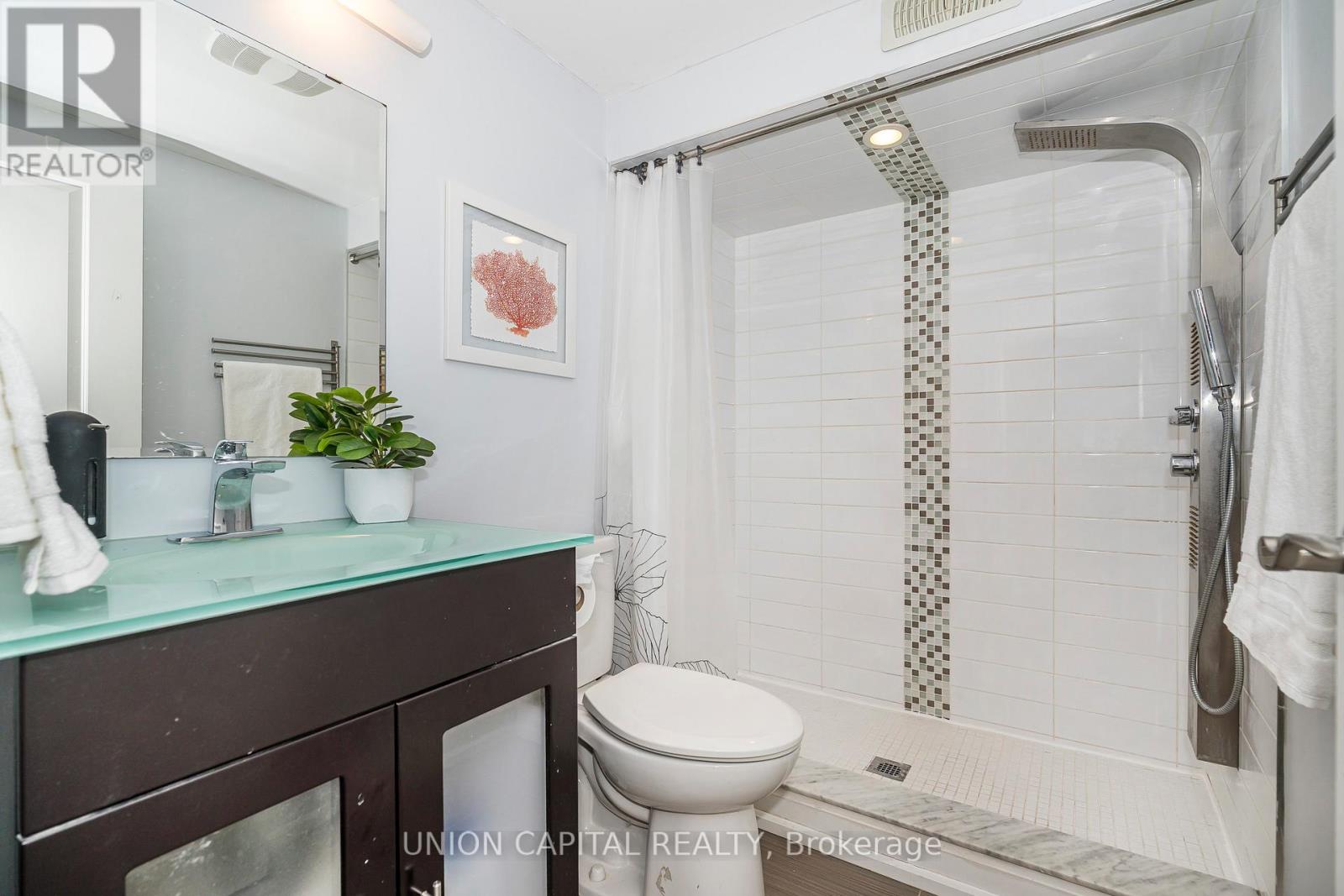 54 Glenside Avenue, Toronto, Ontario  M4L 2T5 - Photo 45 - E12712914