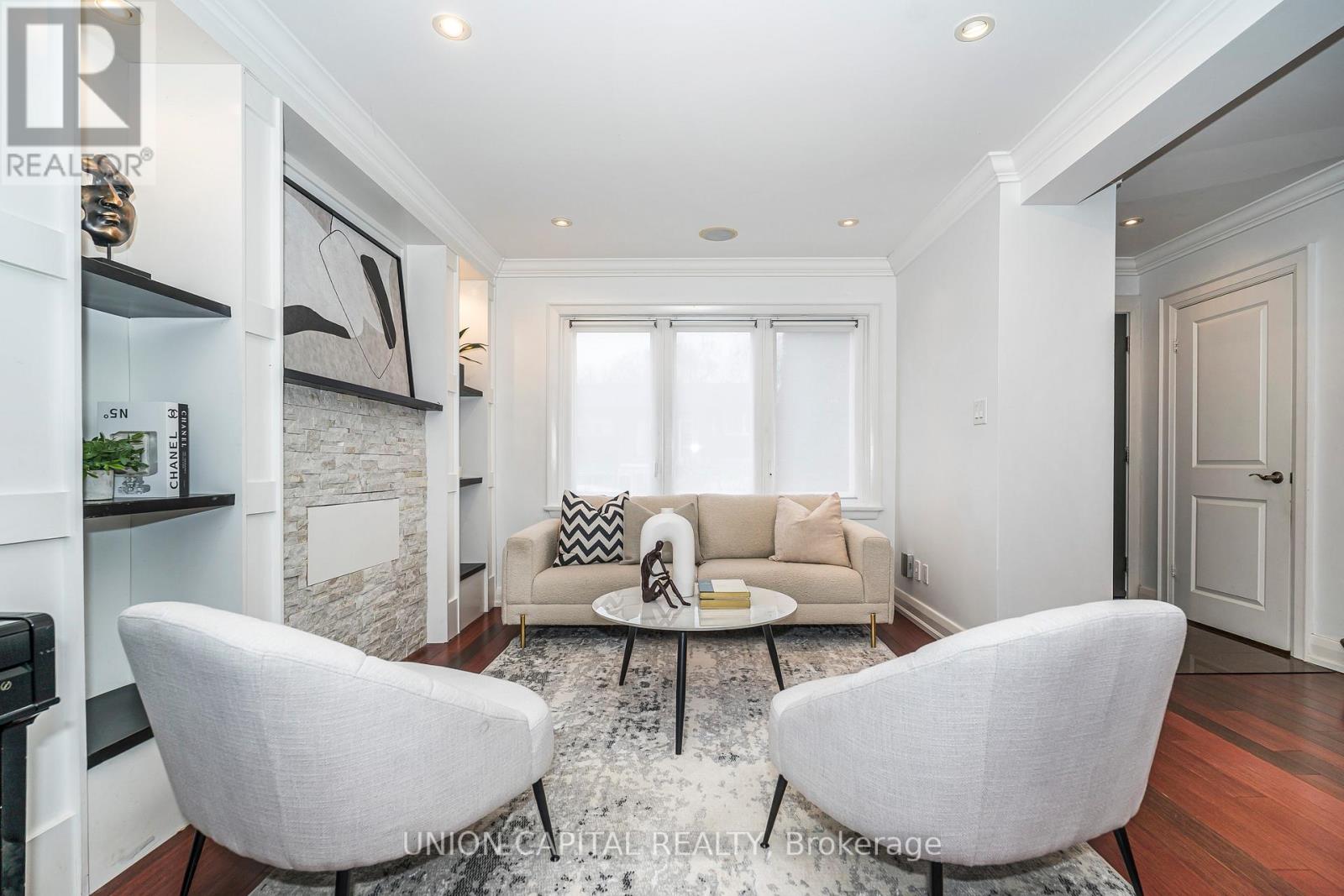 54 Glenside Avenue, Toronto, Ontario  M4L 2T5 - Photo 9 - E12712914