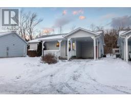 5A FAIRWAY DRIVE, Clarington, Ontario