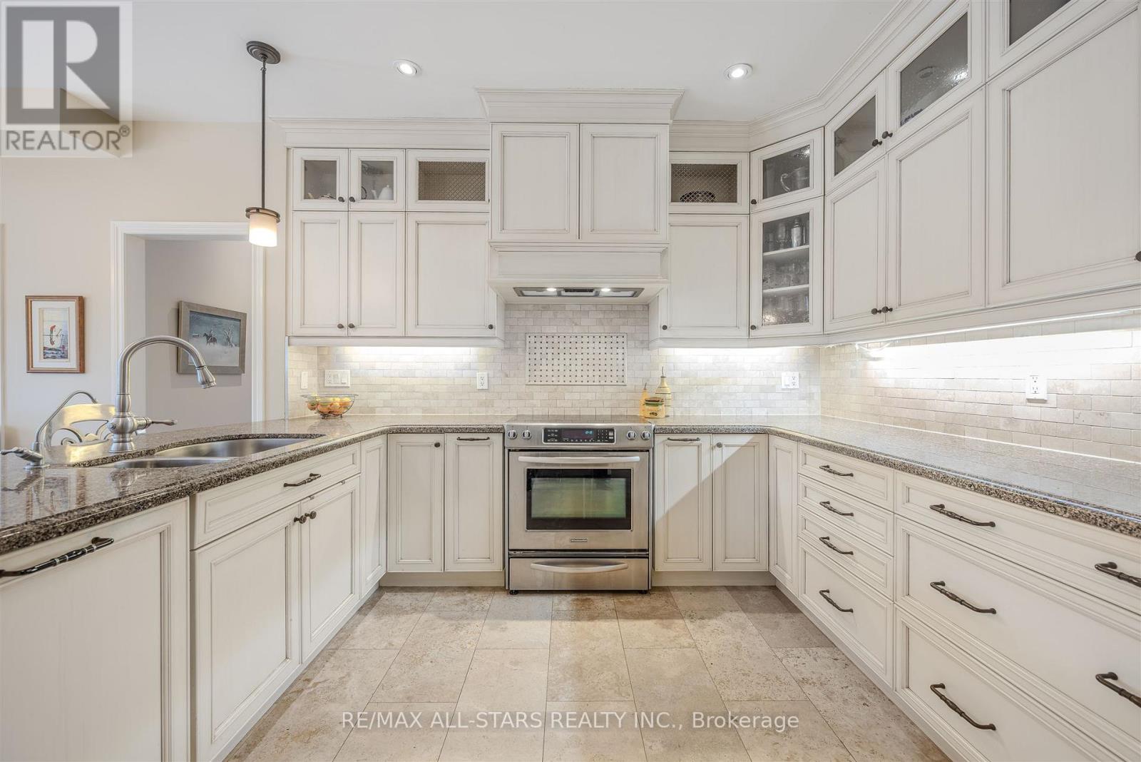 15 Glenn Gould Crescent, Uxbridge, Ontario  L9P 1W4 - Photo 14 - N12712134