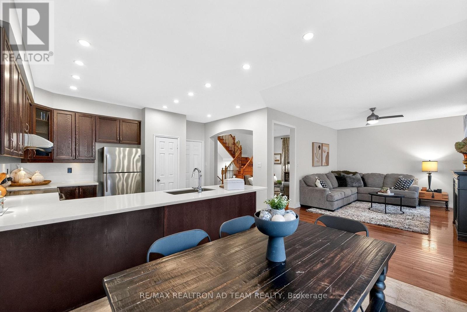 18 Byram Downs Street, Ajax, Ontario  L1Z 1R5 - Photo 12 - E12713072