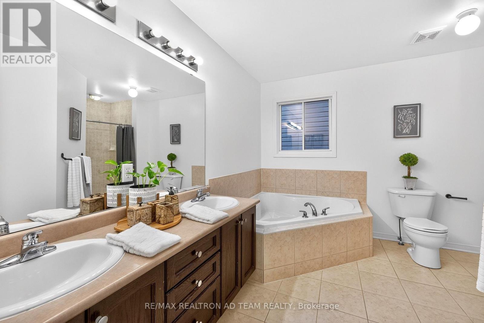 18 Byram Downs Street, Ajax, Ontario  L1Z 1R5 - Photo 20 - E12713072