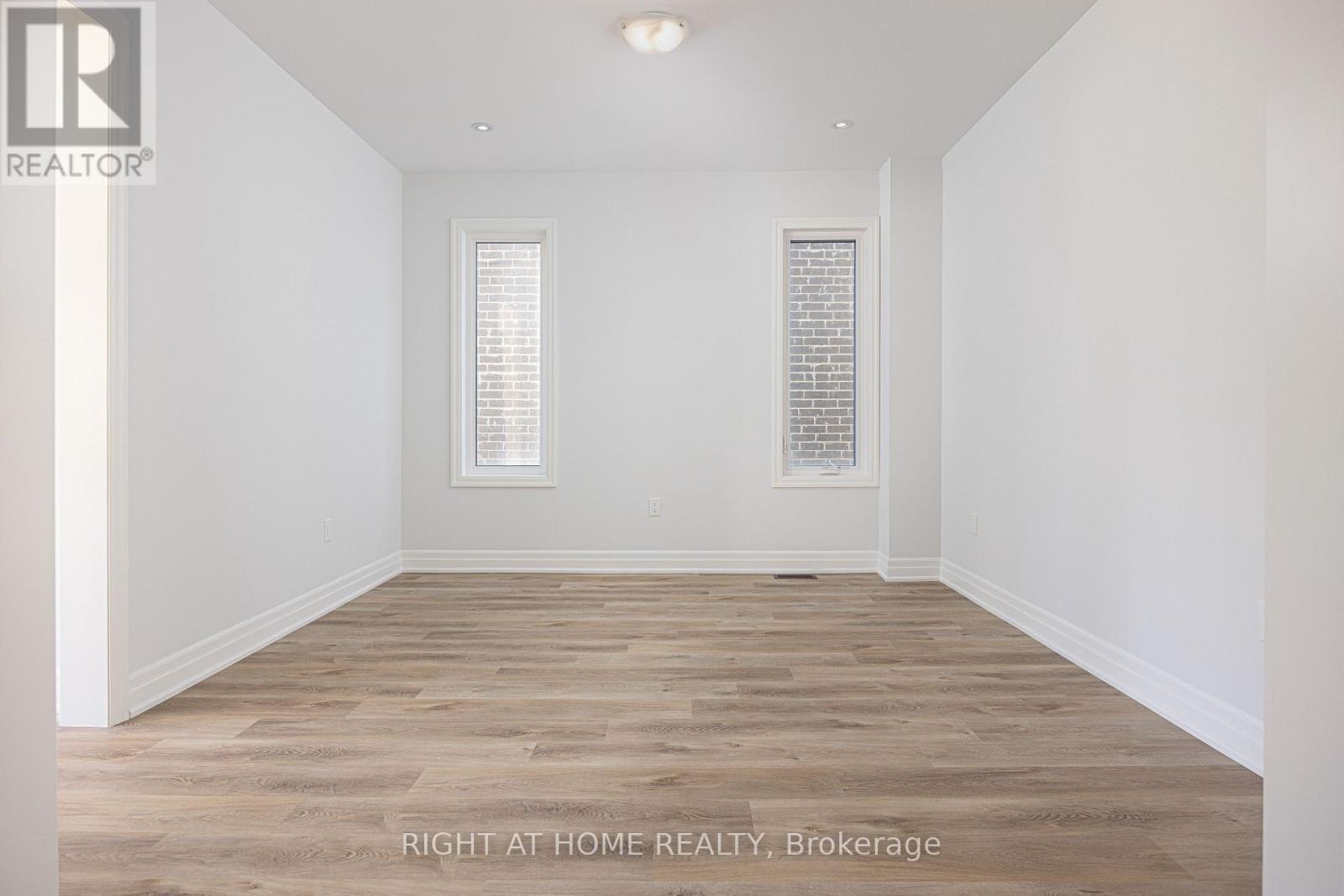 8 Nicort Road, Wasaga Beach, Ontario  L9Z 0N4 - Photo 14 - S12553270