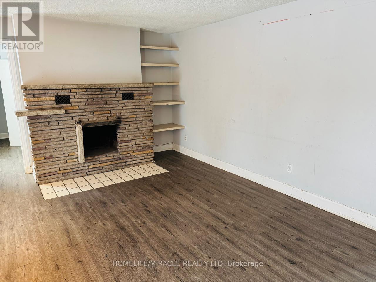 12084 HURONTARIO STREET, Brampton, Ontario