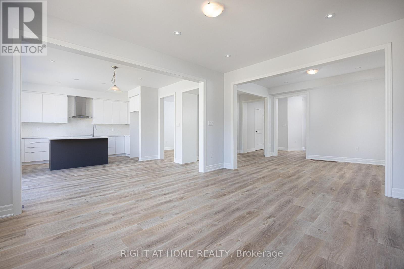 8 Nicort Road, Wasaga Beach, Ontario  L9Z 0N4 - Photo 9 - S12553270