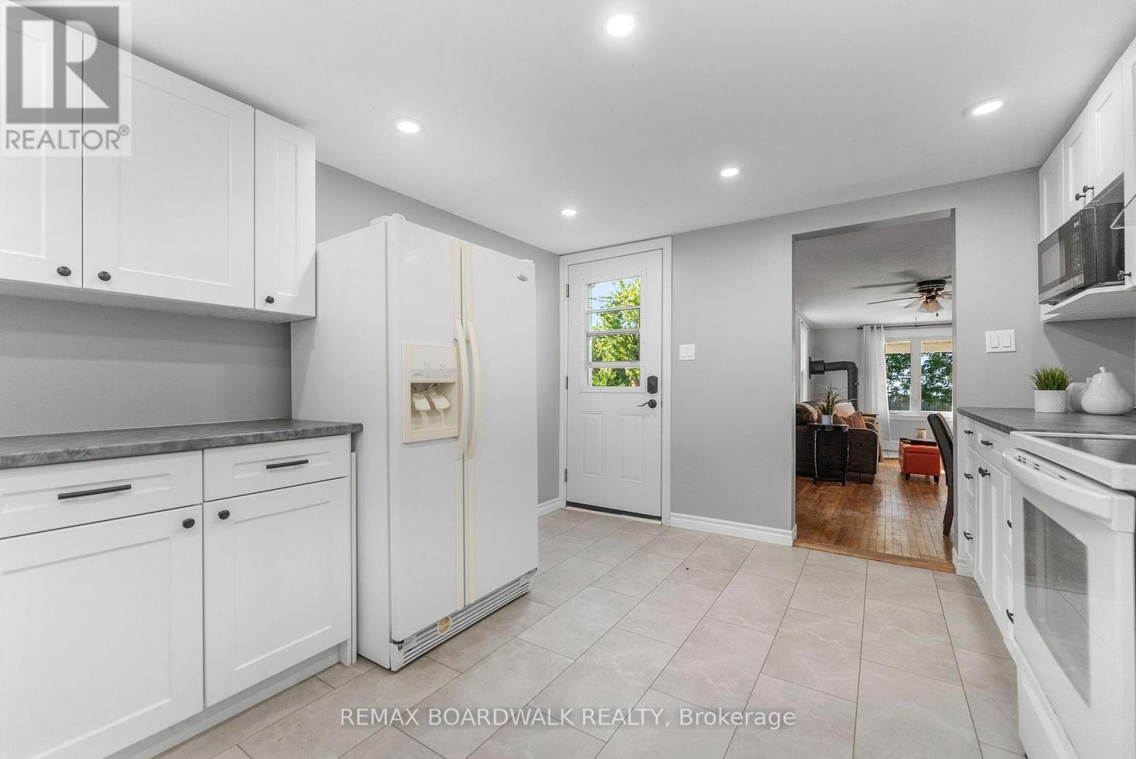 416 Dibble Street E, Prescott, Ontario  K0E 1T0 - Photo 10 - X12476820