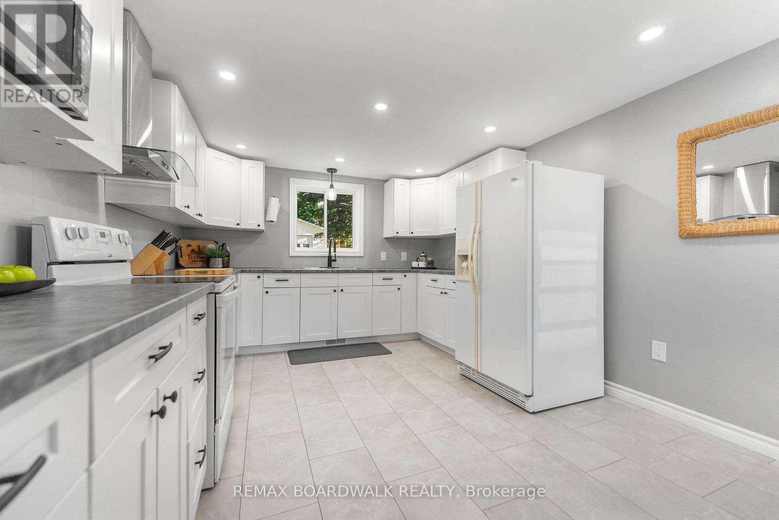 416 Dibble Street E, Prescott, Ontario  K0E 1T0 - Photo 8 - X12476820