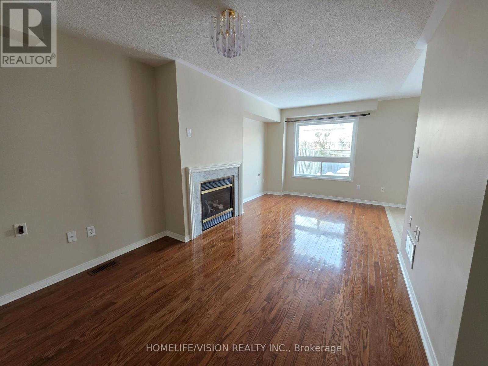 54 Mcnally Way, Aurora, Ontario  L4G 7V3 - Photo 13 - N12712880