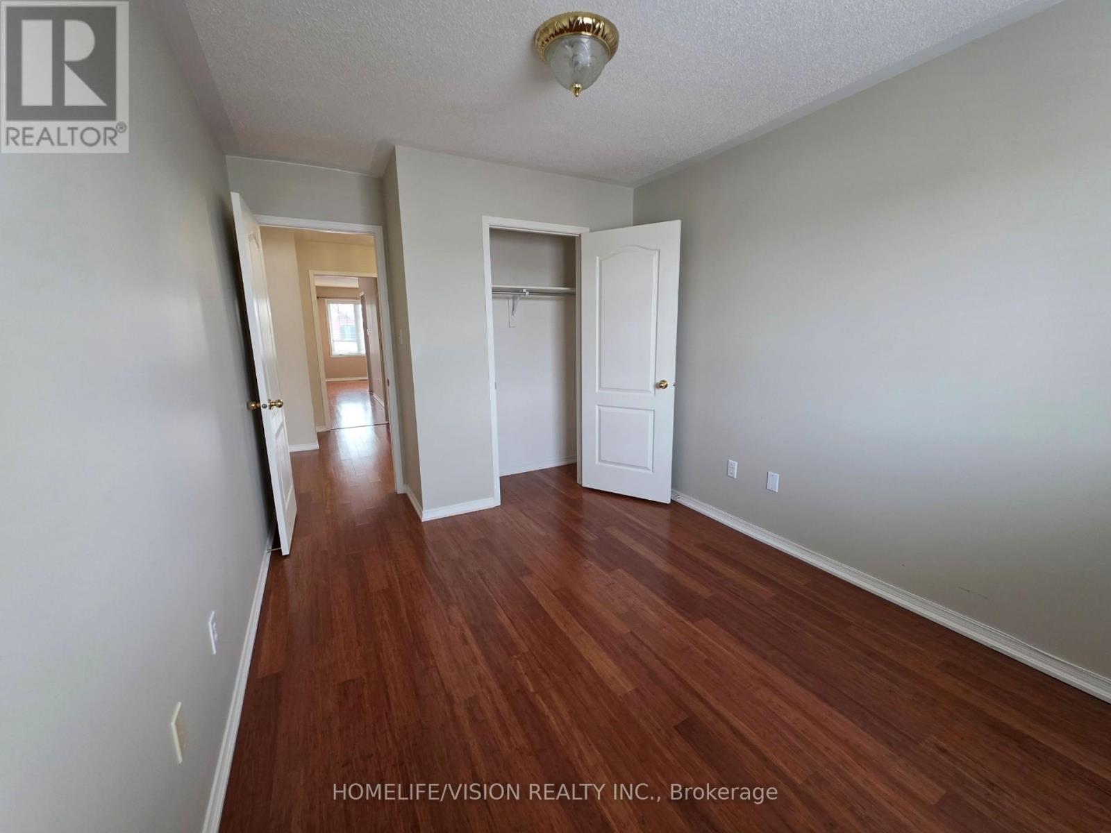 54 Mcnally Way, Aurora, Ontario  L4G 7V3 - Photo 7 - N12712880