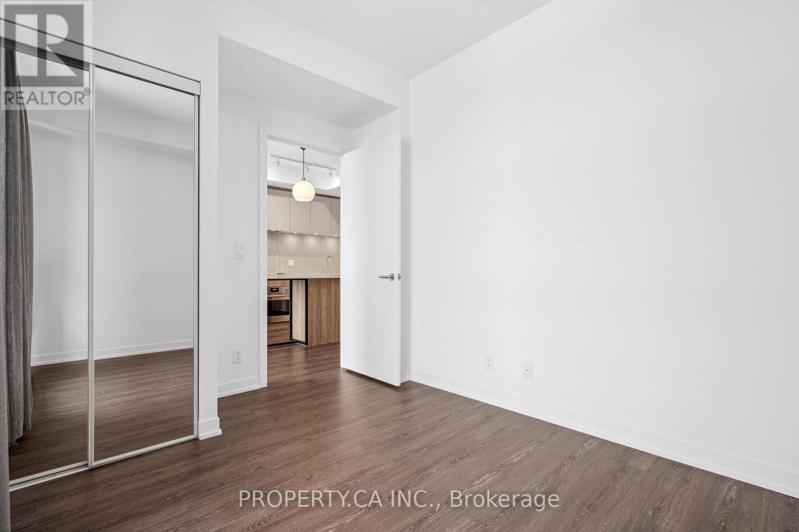 2405 - 7950 Bathurst Street, Vaughan, Ontario  L4J 0L4 - Photo 12 - N12712884