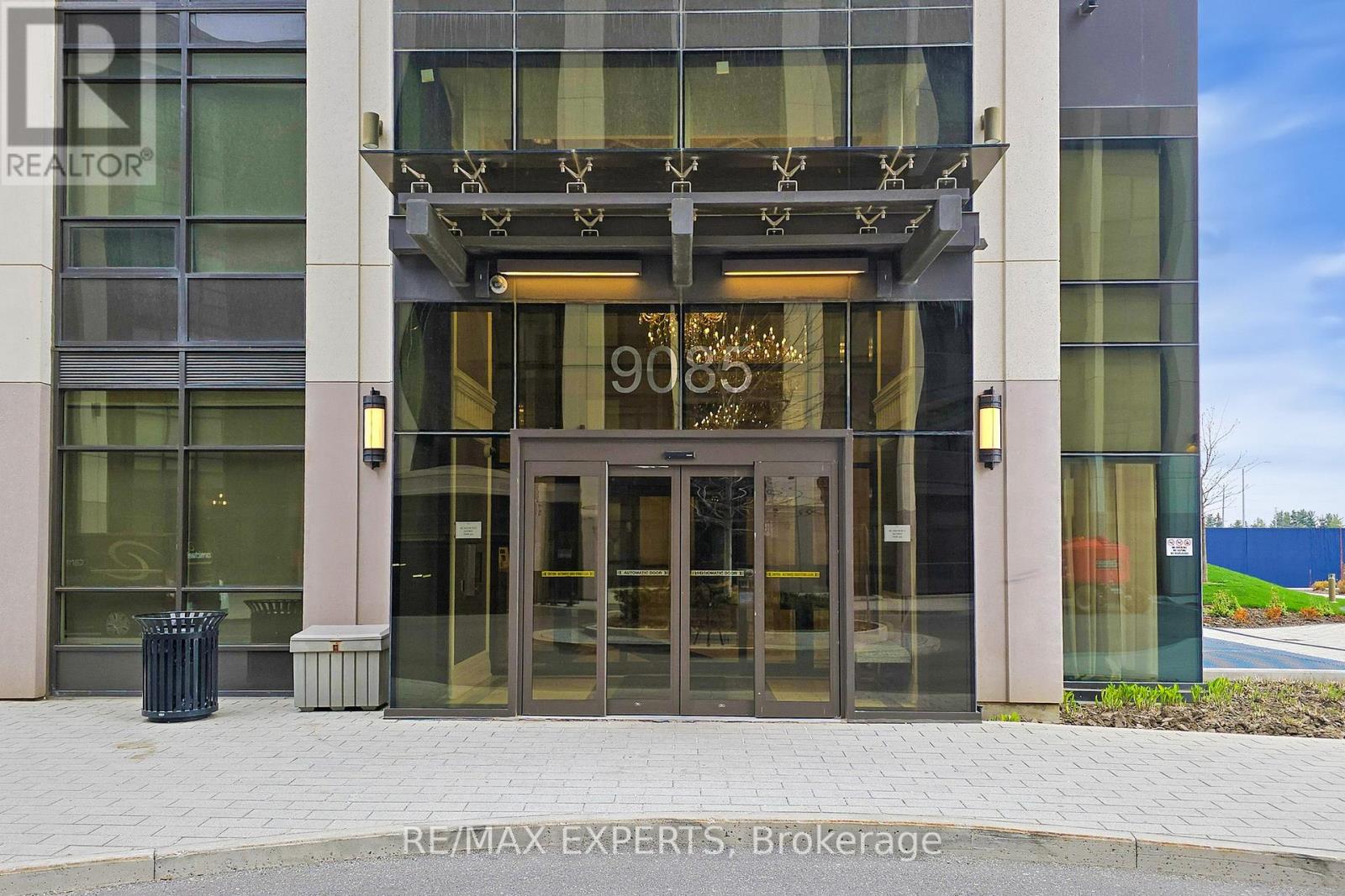 1101 - 9085 Jane Street, Vaughan, Ontario  L4K 0L8 - Photo 3 - N12712888