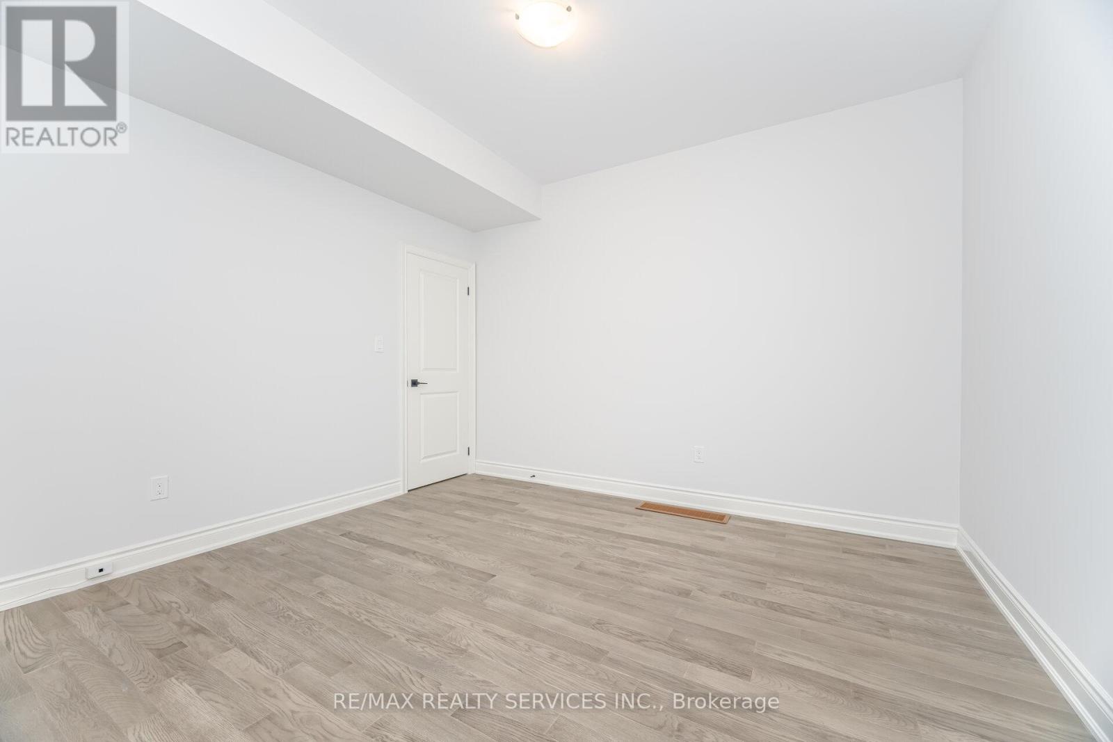 24 Alan Williams Trail, Uxbridge, Ontario  L9P 0R6 - Photo 42 - N12712900