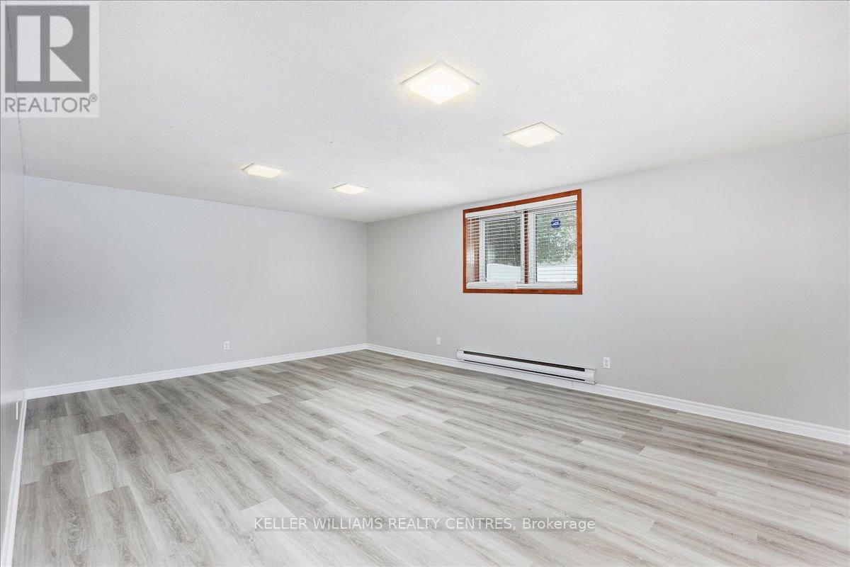 21489 Warden Avenue, East Gwillimbury, Ontario  L0G 1R0 - Photo 33 - N12712954