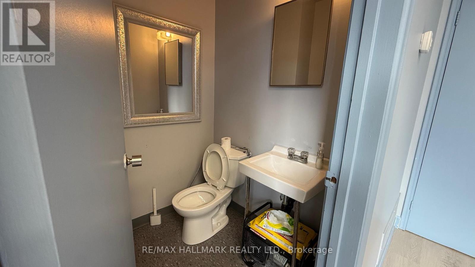 10 - 70 Don Park Road, Markham, Ontario  L3R 1J3 - Photo 5 - N12712994