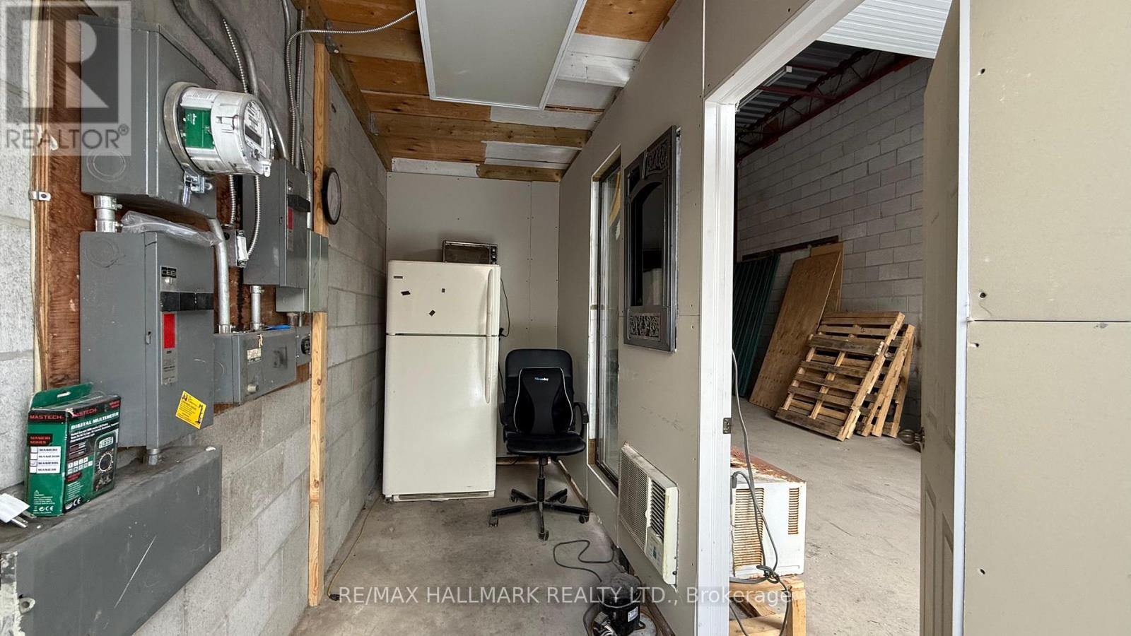 10 - 70 Don Park Road, Markham, Ontario  L3R 1J3 - Photo 6 - N12712994