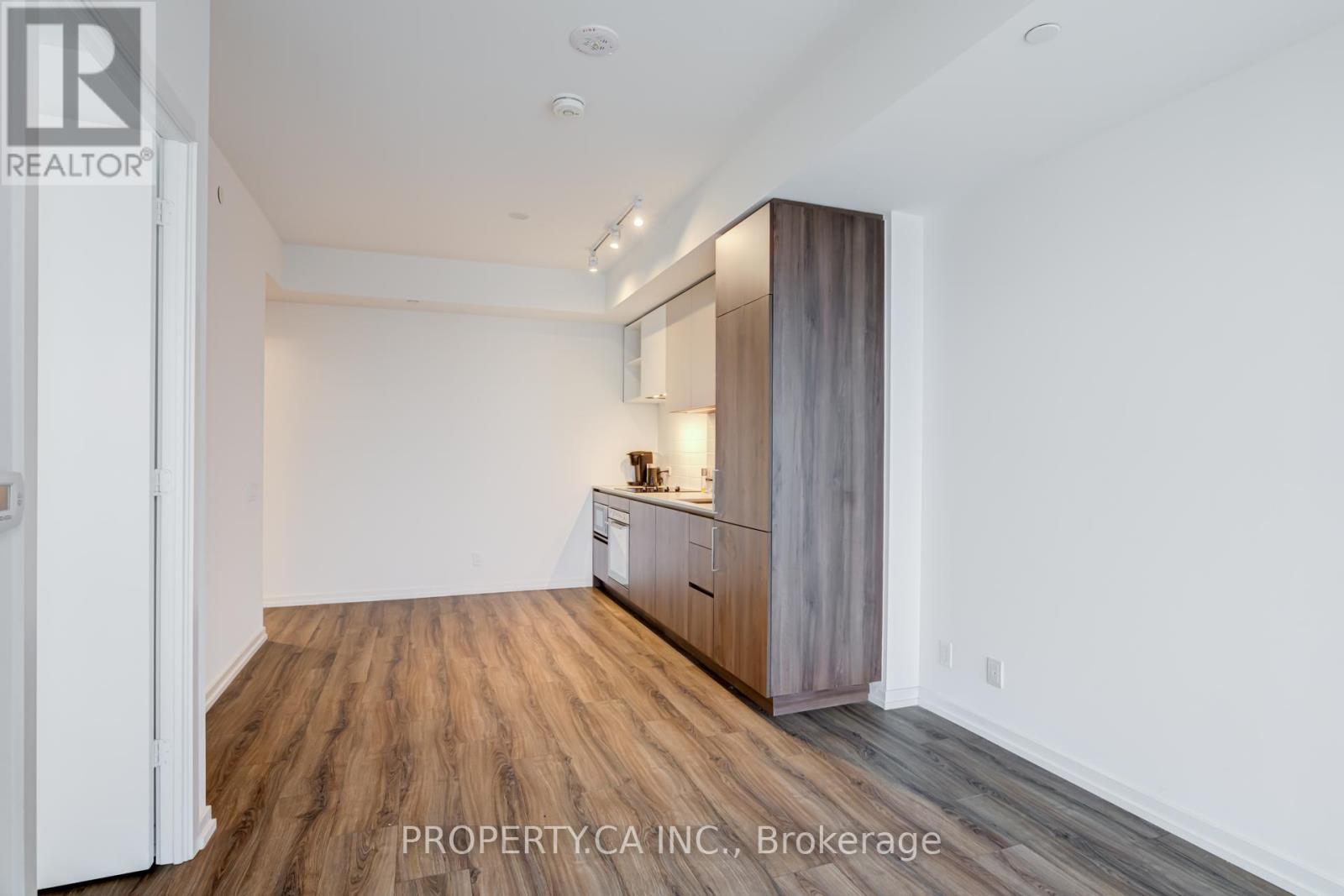 1201 - 7890 Jane Street, Vaughan, Ontario  L4K 0K9 - Photo 9 - N12713086