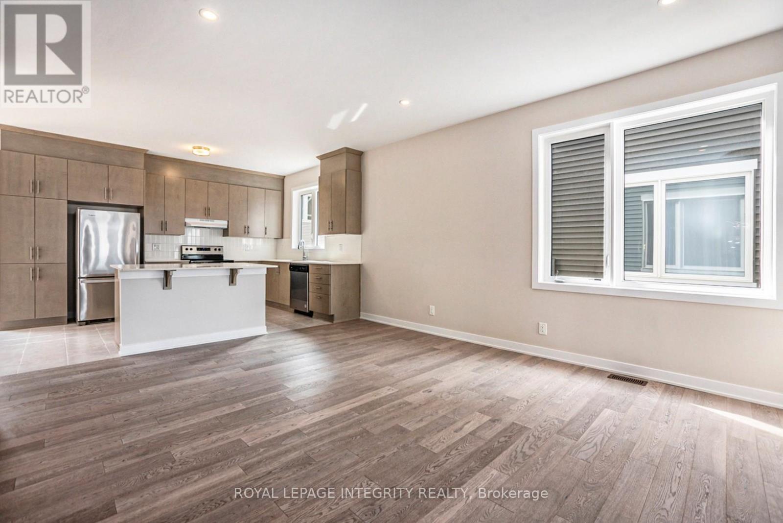 436 Epoch Street, Ottawa, Ontario  K2J 6X7 - Photo 3 - X12612806