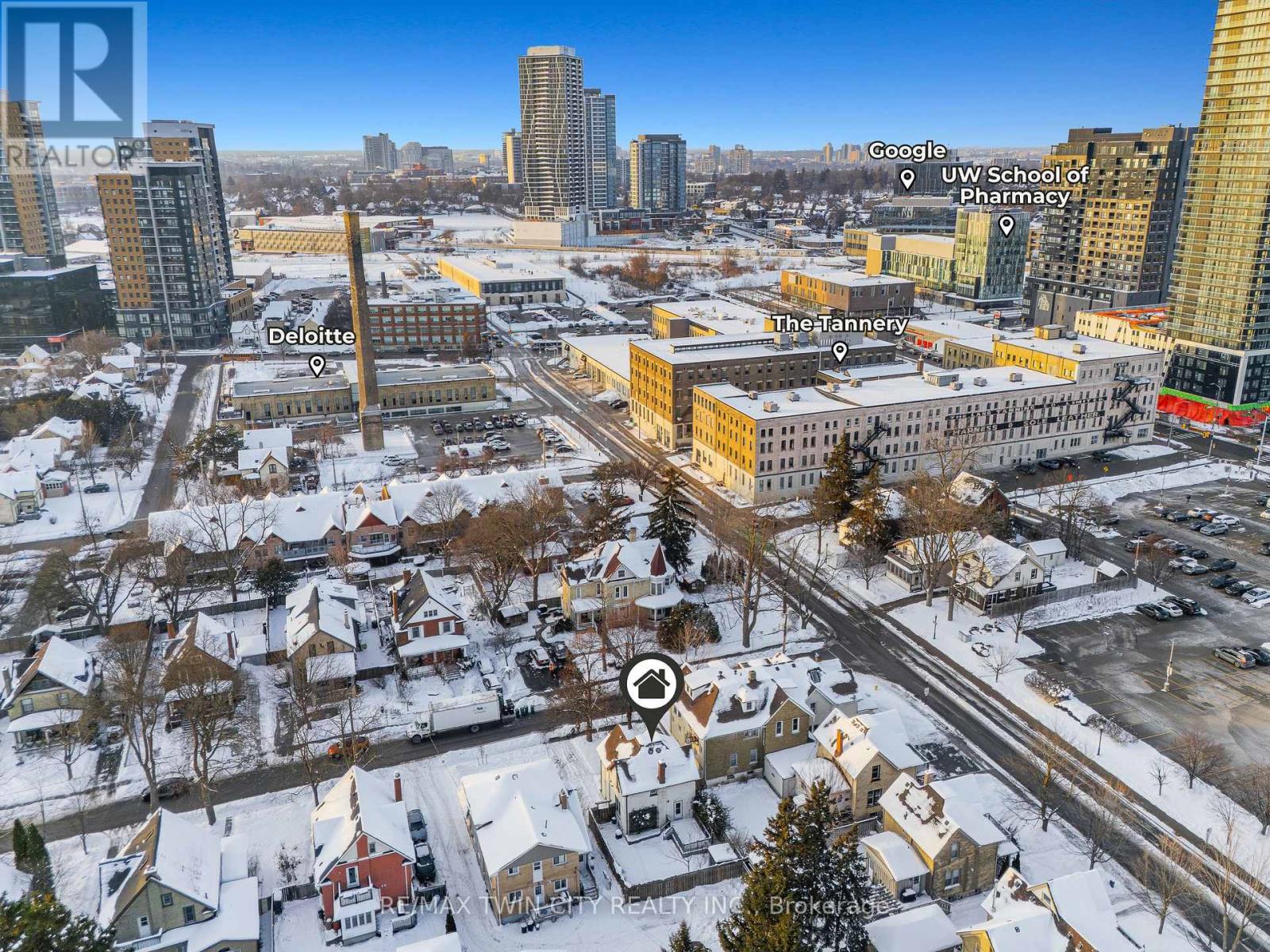 11 Heins Avenue, Kitchener, Ontario  N2G 1Z7 - Photo 8 - X12641440