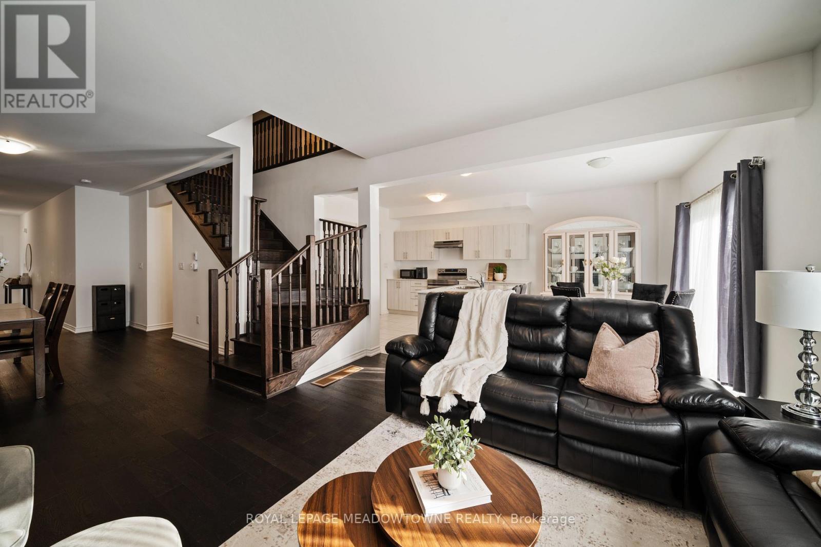 60 Harvest Crescent, Barrie, Ontario  L9J 0T3 - Photo 14 - S12713080