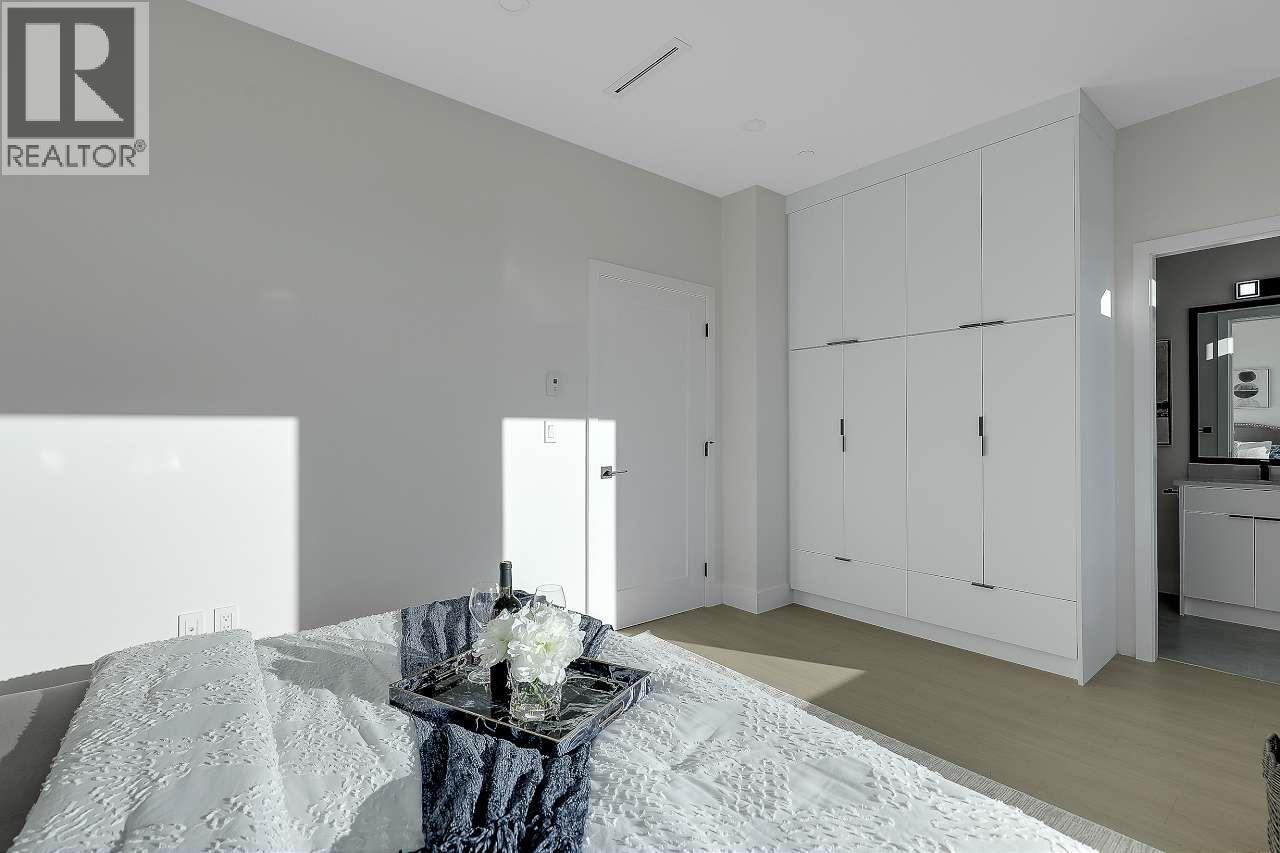 2 3558 Turner Street, Vancouver, British Columbia  V5K 2H9 - Photo 10 - R3061852