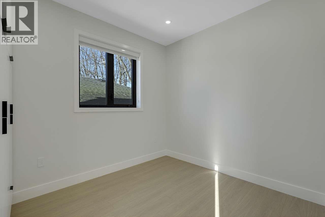 2 3558 Turner Street, Vancouver, British Columbia  V5K 2H9 - Photo 11 - R3061852