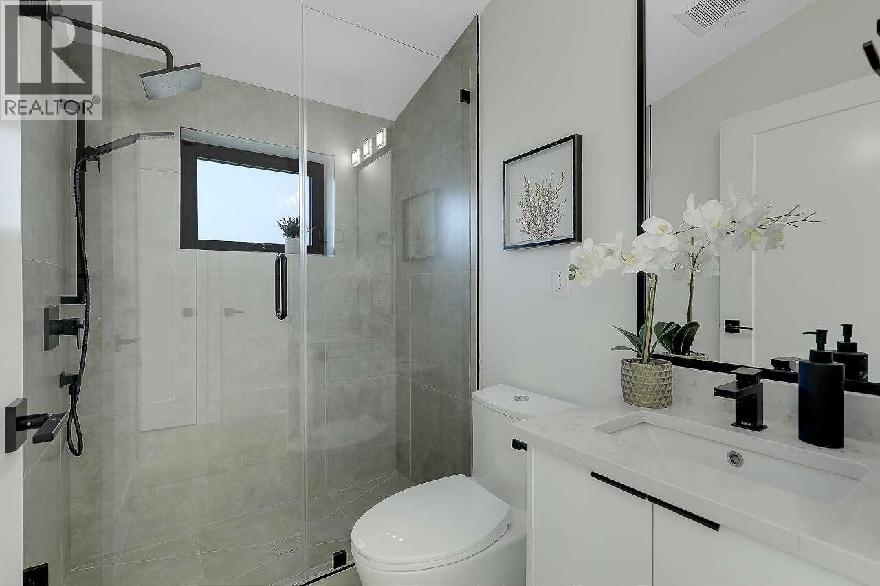 2 3558 Turner Street, Vancouver, British Columbia  V5K 2H9 - Photo 7 - R3061852