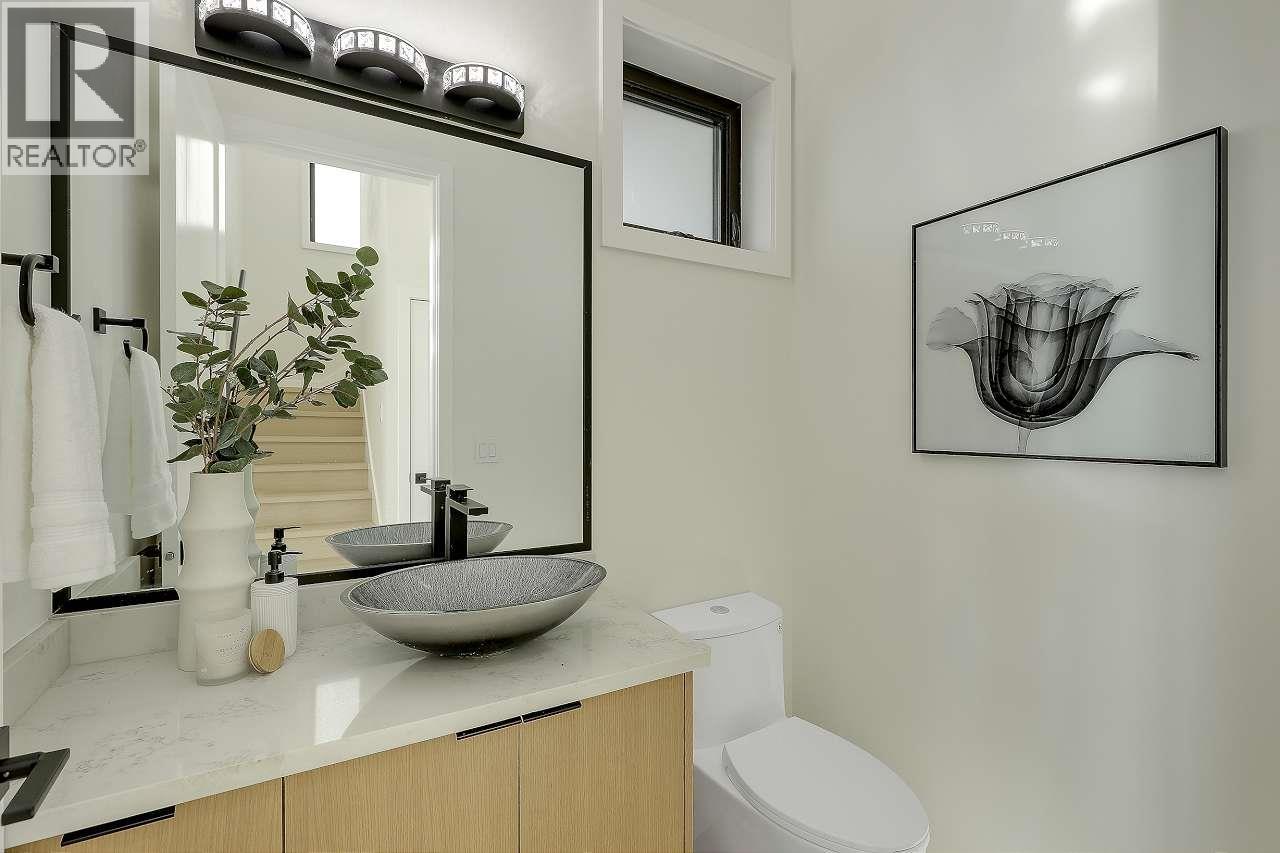 2 3558 Turner Street, Vancouver, British Columbia  V5K 2H9 - Photo 12 - R3061852