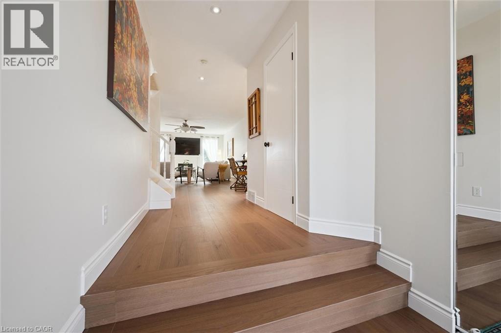 442 Chesapeake Drive, Waterloo, Ontario  N2K 4B8 - Photo 4 - 40790134