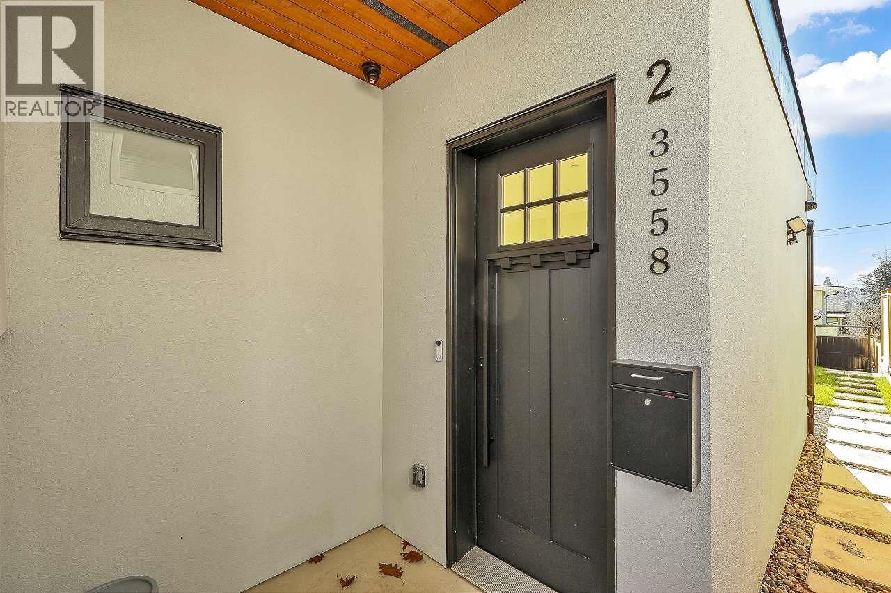 2 3558 Turner Street, Vancouver, British Columbia  V5K 2H9 - Photo 1 - R3061852