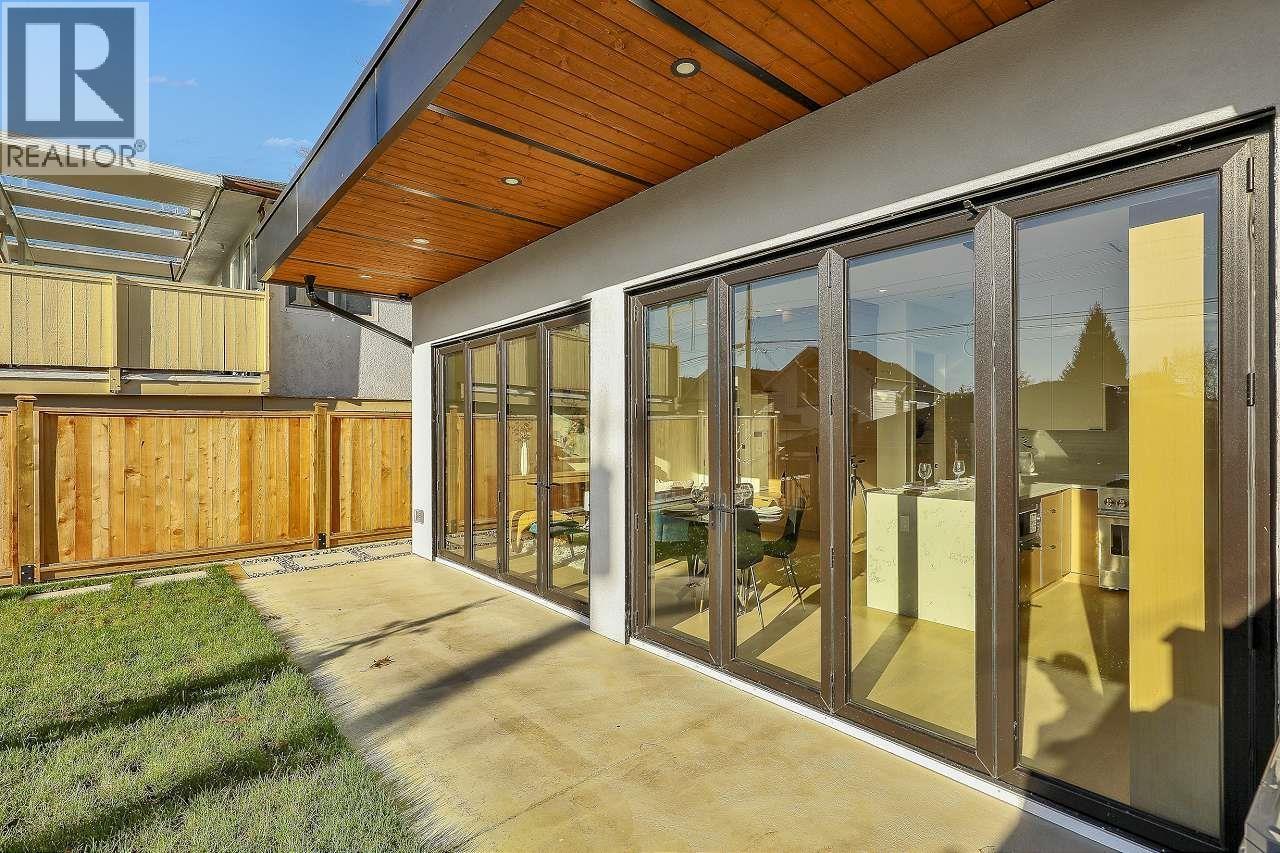 2 3558 Turner Street, Vancouver, British Columbia  V5K 2H9 - Photo 28 - R3061852