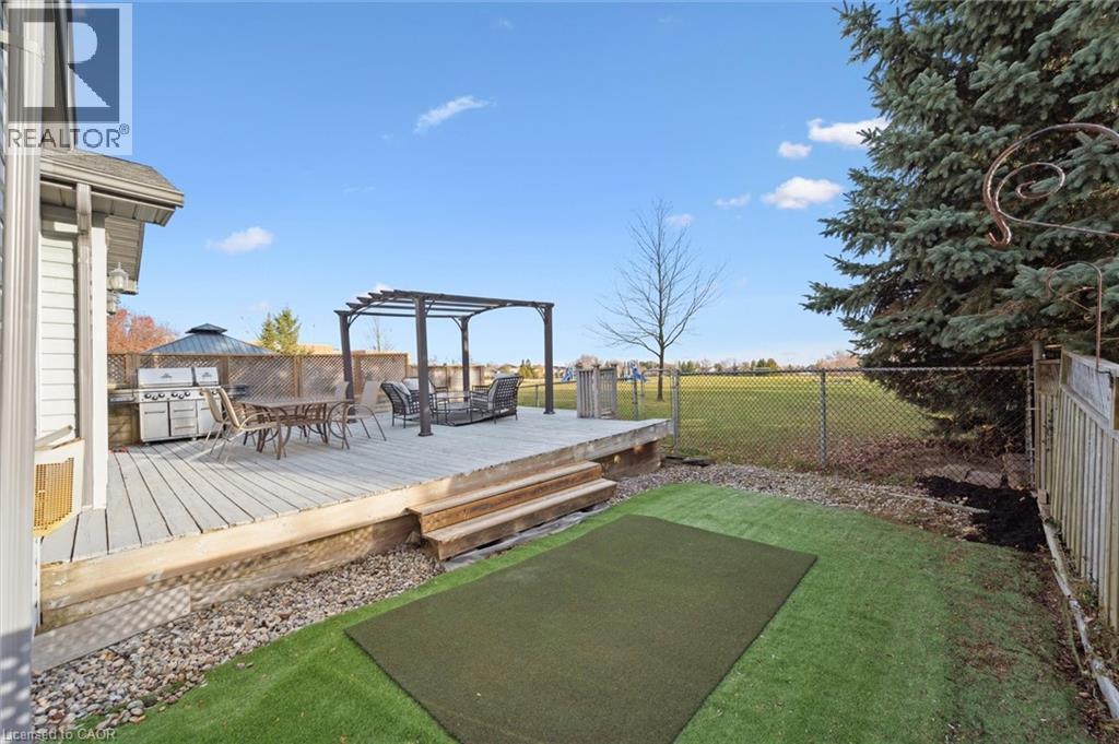 442 Chesapeake Drive, Waterloo, Ontario  N2K 4B8 - Photo 43 - 40790134