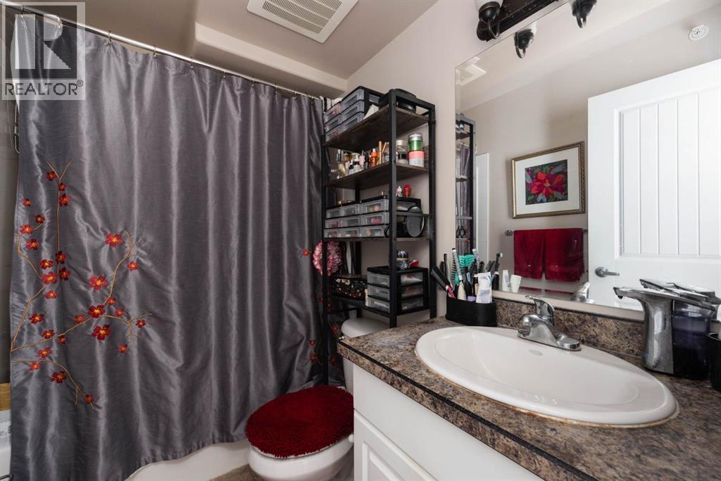 409, 248a Grosbeak Way, Fort Mcmurray, Alberta  T9K 0V8 - Photo 4 - A2280338