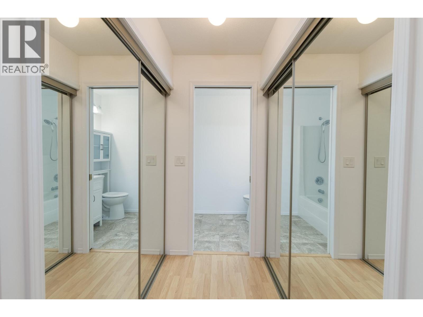 111 Harbourfront Drive Nw Unit# 14, Salmon Arm, British Columbia  V1E 1A3 - Photo 15 - 10370716