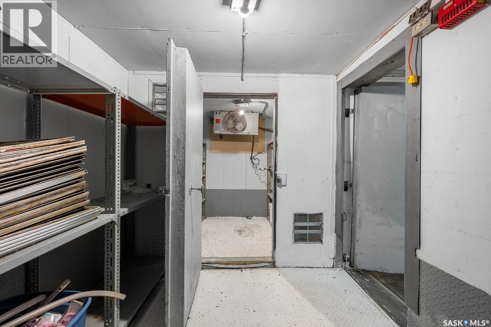 254 Railway Avenue, Southey, Saskatchewan  S0G 4P0 - Photo 13 - SK027053