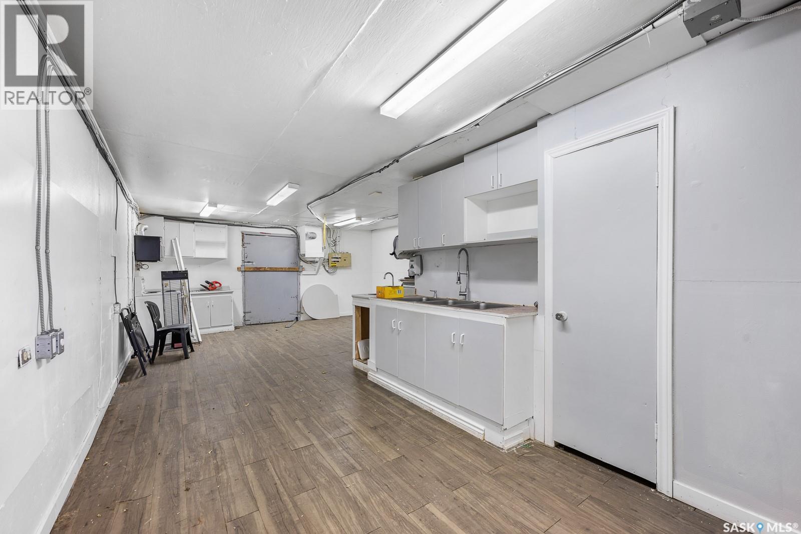 254 Railway Avenue, Southey, Saskatchewan  S0G 4P0 - Photo 8 - SK027053