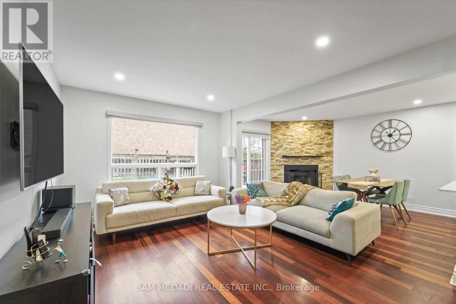 2988 Gulfstream Way, Mississauga, Ontario  L5N 6J8 - Photo 11 - W12712912