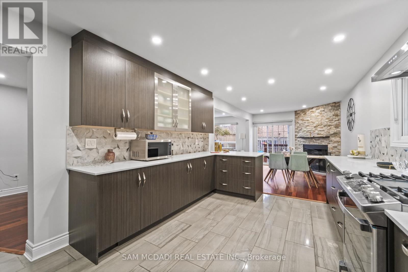 2988 Gulfstream Way, Mississauga, Ontario  L5N 6J8 - Photo 21 - W12712912