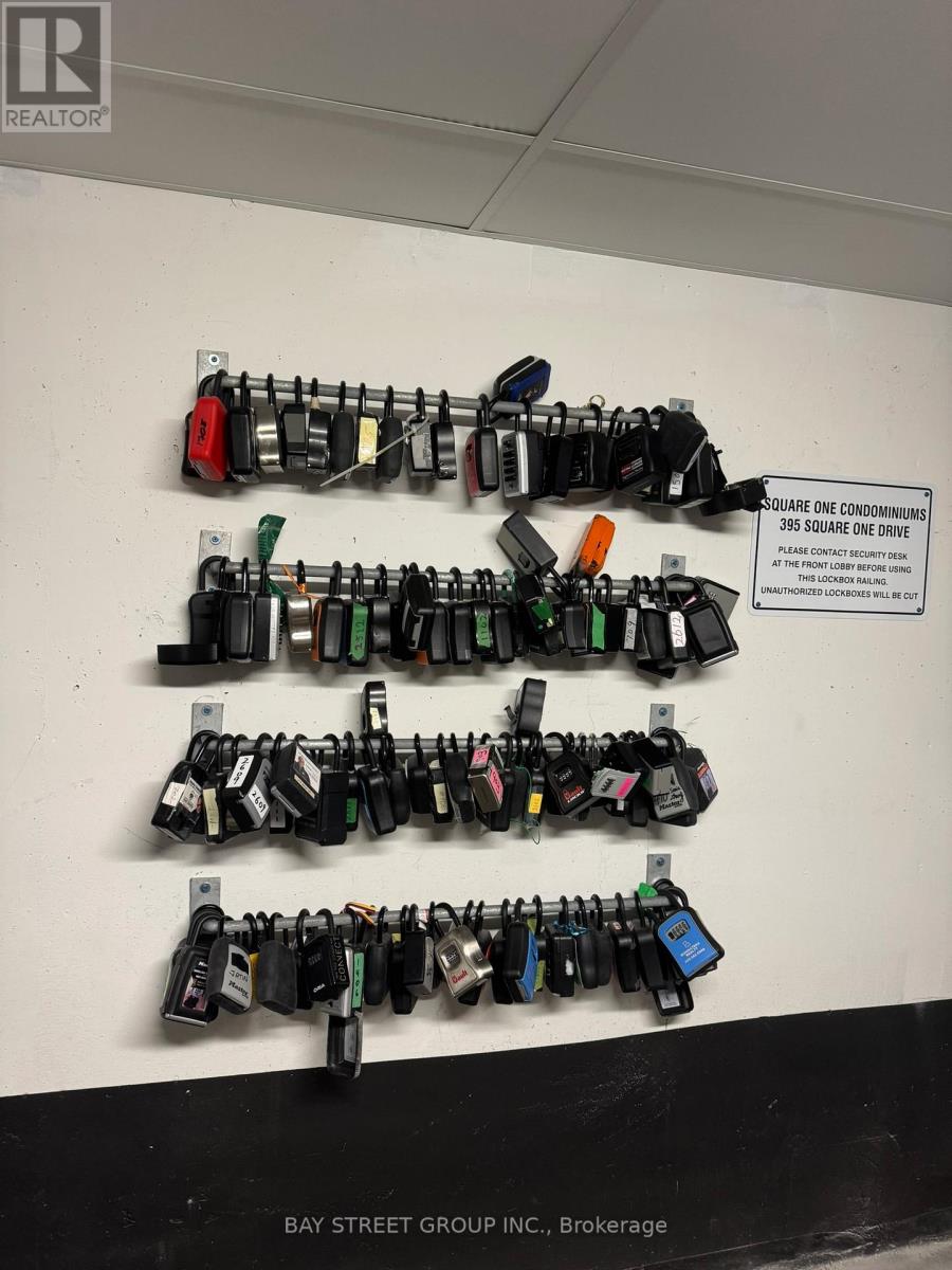 3103 - 395 Square One Drive, Mississauga, Ontario  L5B 0P6 - Photo 26 - W12712916