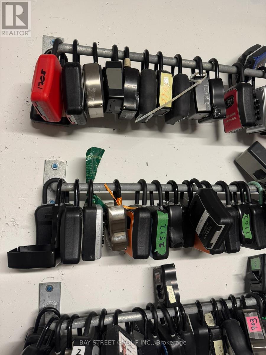 3103 - 395 Square One Drive, Mississauga, Ontario  L5B 0P6 - Photo 27 - W12712916