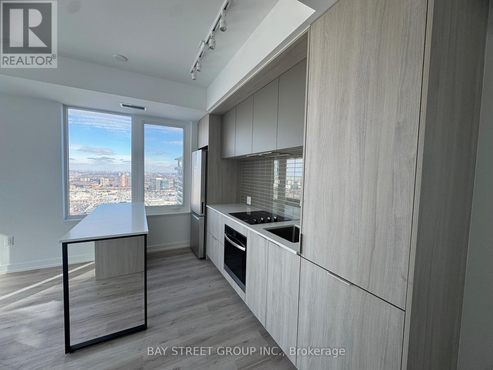 3103 - 395 Square One Drive, Mississauga, Ontario  L5B 0P6 - Photo 8 - W12712916