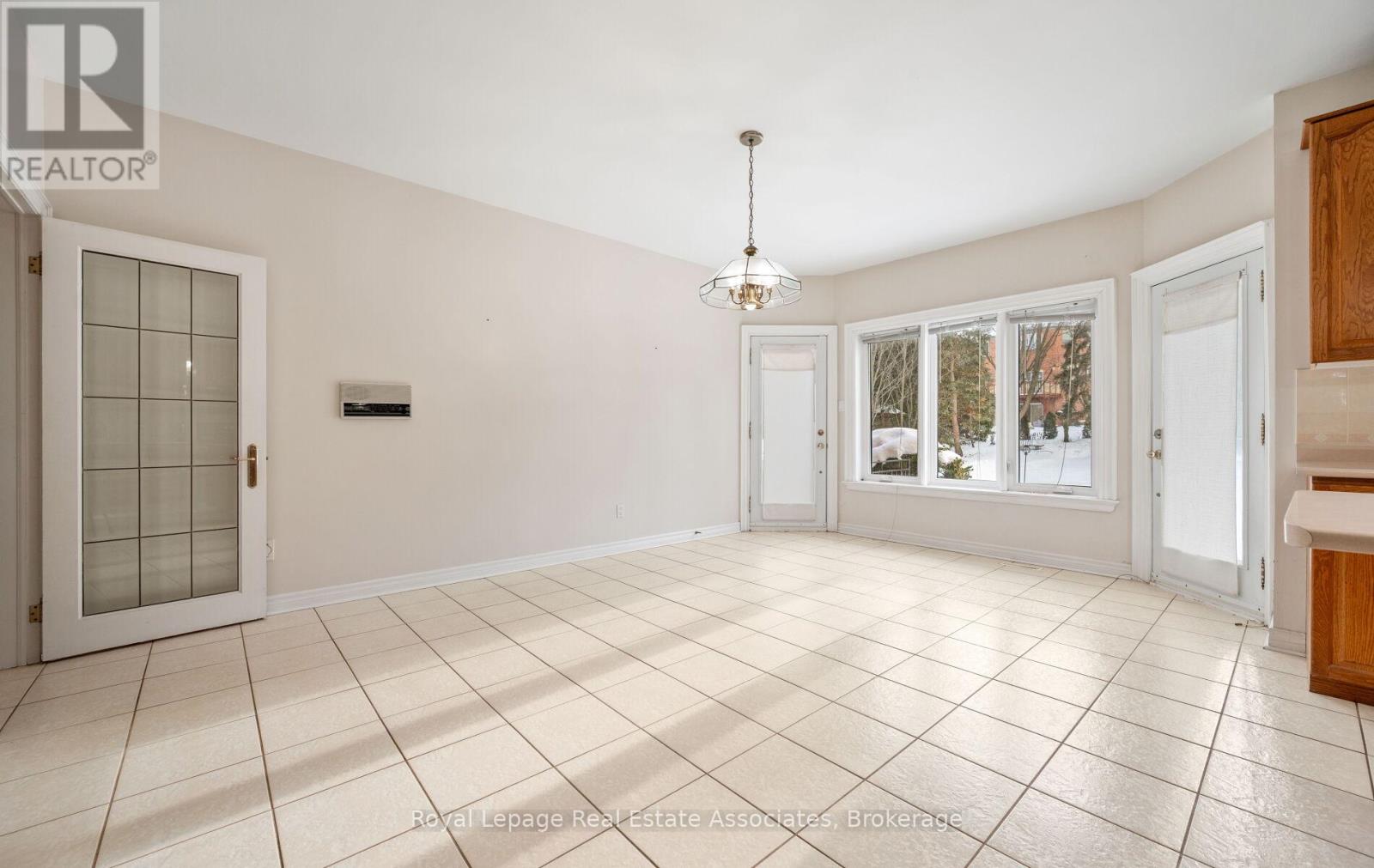 5278 Hilton Court, Mississauga, Ontario  L5M 5B5 - Photo 20 - W12712918