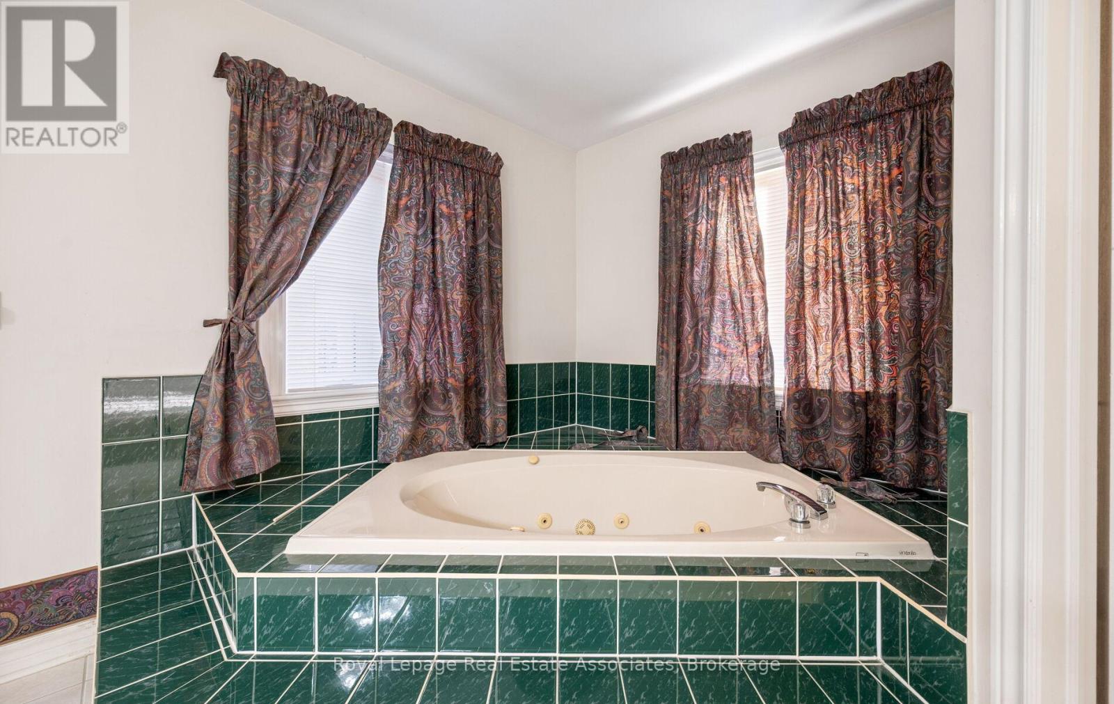 5278 Hilton Court, Mississauga, Ontario  L5M 5B5 - Photo 29 - W12712918