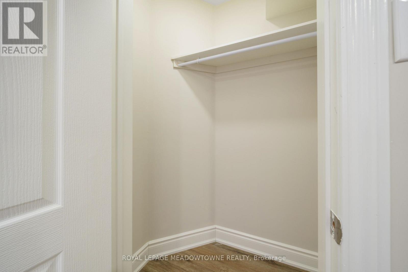 Bsmt - 54 Meadowglen Boulevard, Halton Hills, Ontario  L7G 6J7 - Photo 16 - W12712924