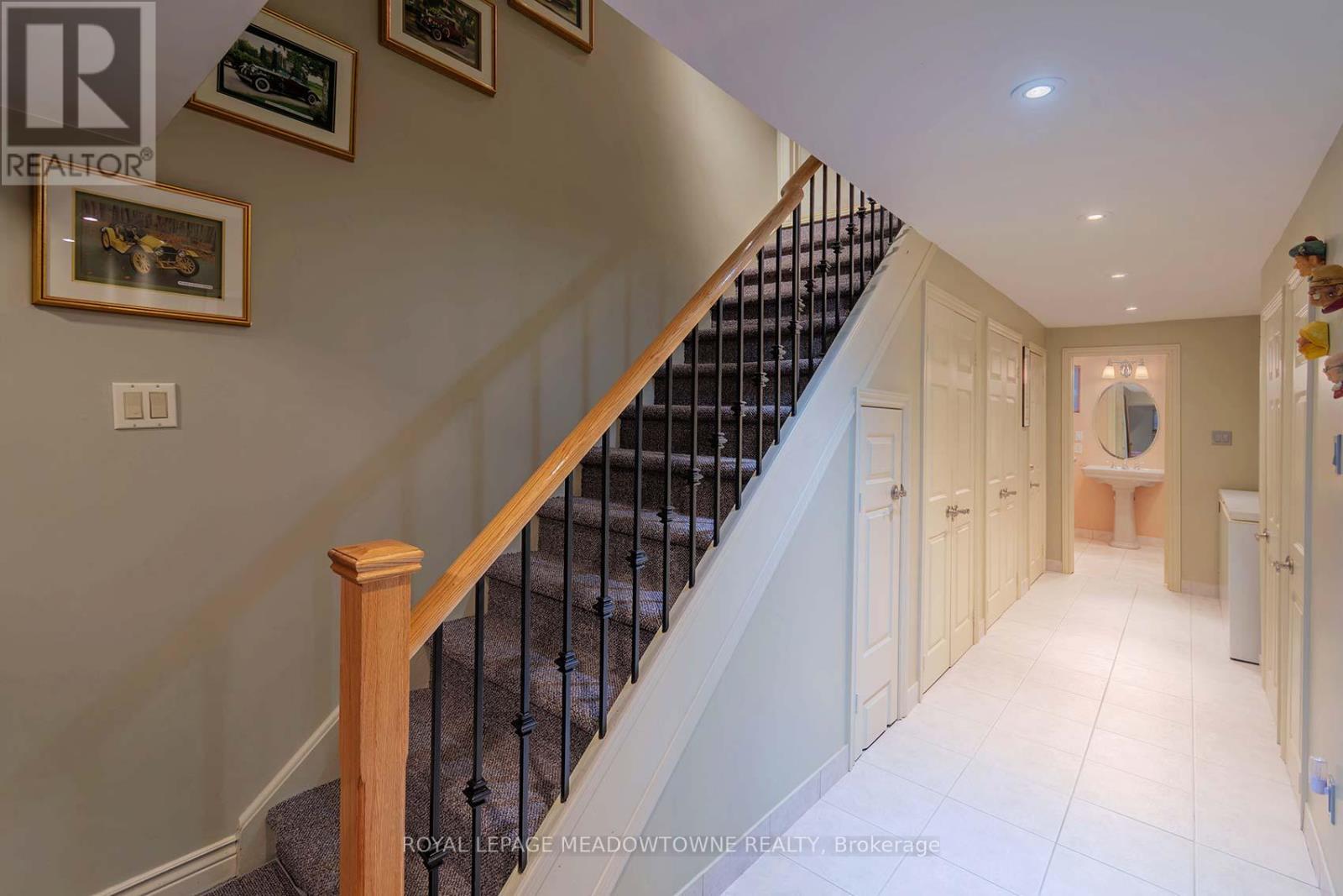 2529 Claymore Crescent, Mississauga, Ontario  L5C 3A2 - Photo 28 - W12712926